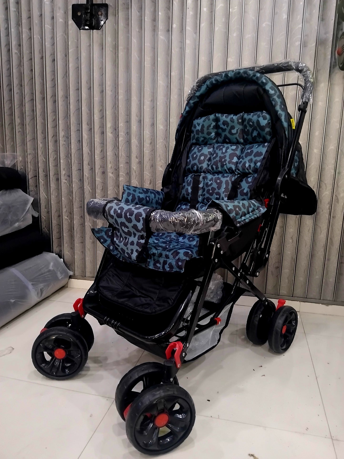 PANDA 786- Product 3 |  Three Star Baby Stroller – Premium Comfort & Style